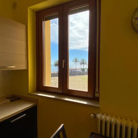 Dreaming Of The Sea View Apartment Albenga