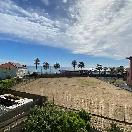Dreaming Of The Sea View Apartment *
