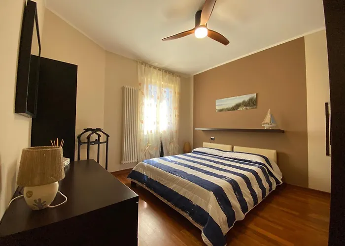 Dreaming Of The Sea View *